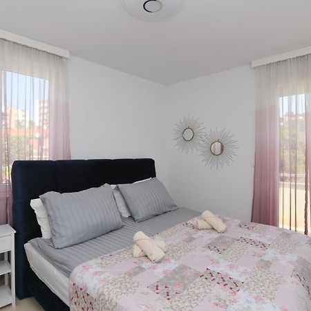 Apartman Iskra Apartment Rijeka Ngoại thất bức ảnh