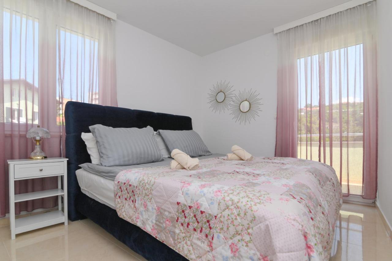 Apartman Iskra Apartment Rijeka Ngoại thất bức ảnh