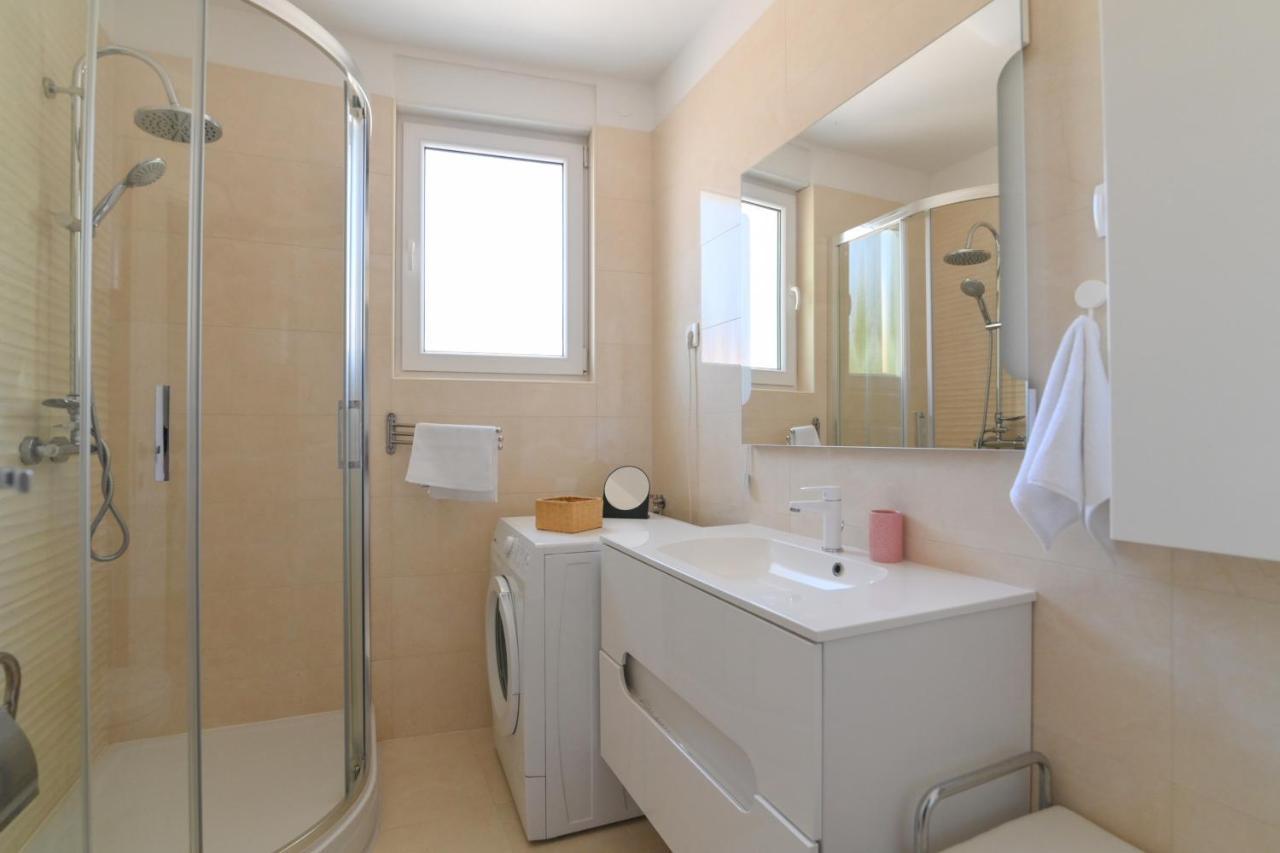 Apartman Iskra Apartment Rijeka Ngoại thất bức ảnh